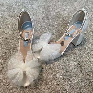 Charlotte Mills Indi Pearl NIB Size 37 Wedding Shoe